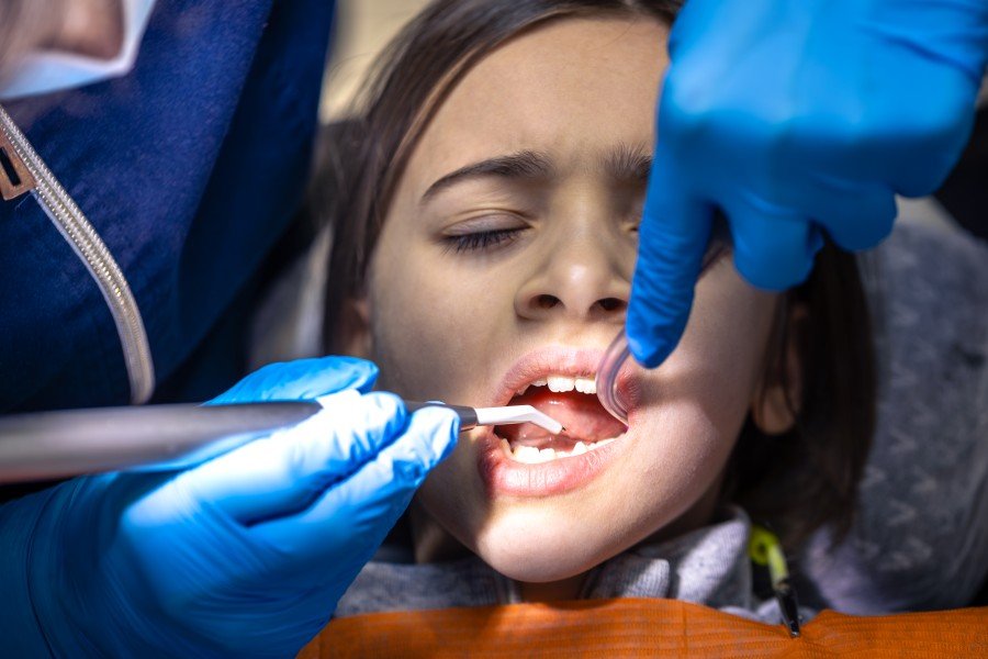 Tooth Sensitivity Treatment in Awas Vikas Colony Agra
